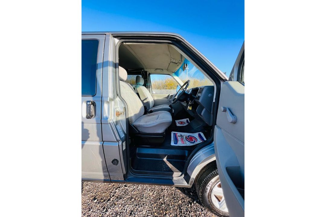 Volkswagen Transporter 2.5 TDI LWB Crew Van 2000 'W Reg' Panel Van - A/C - No Vat - Image 14 of 29