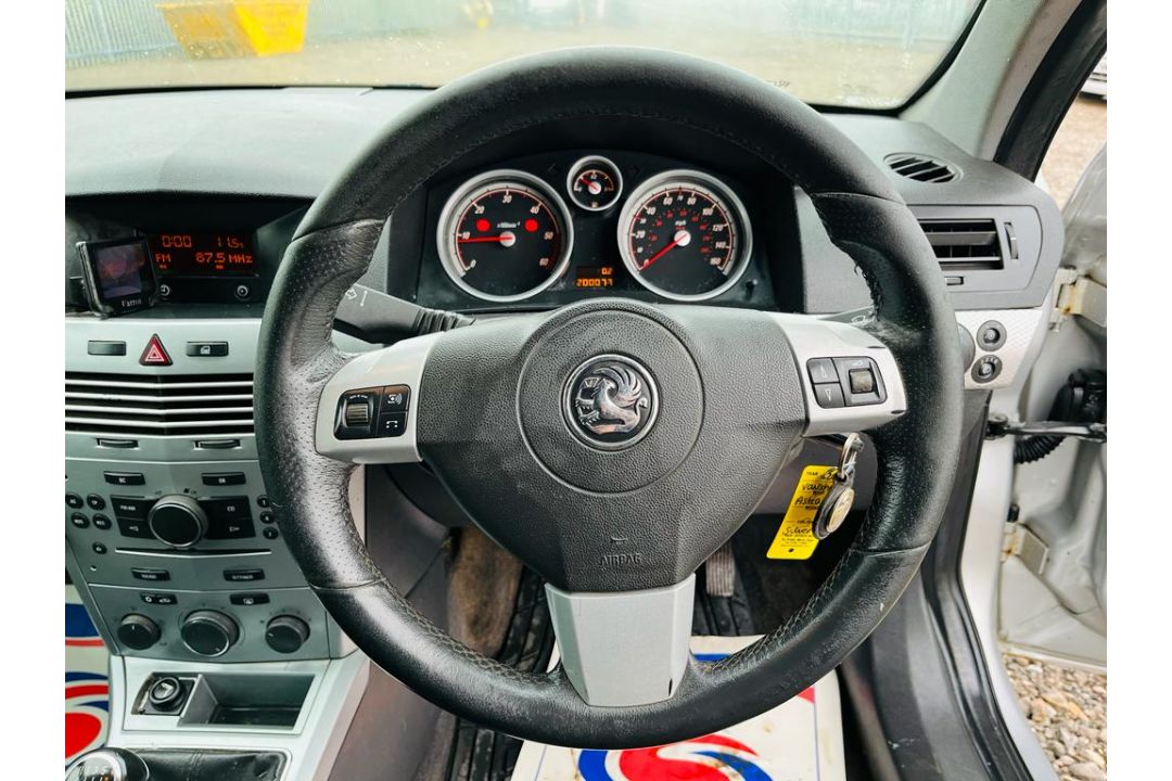 **On Sale** Vauxhall Astra Sportive 1.7 CDTI EcoTec 2011 '11 Reg' - Panel Van - A/C - Image 12 of 25