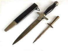 A Third Reich RLB (Reichsluftshutzbund) Enlisted Mans 2nd Model Dress Dagger