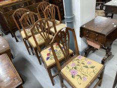 Country Hepplewhite style set of six small dining chairs with triple pierced splat backs with drop
