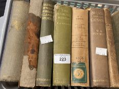 Books: Collection of antique books including Nelson and his Captains by W.H. Fitchett, Comic Latin