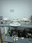 20th cent. Ceramics: Villeroy & Boch Melina lidded circular tureens 10ins x 2, basket lidded