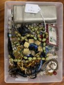 Jewellery: Collection of costume jewellery to include brooches, necklets, shell cameos, etc.