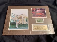 Showbusiness/Rock and Roll/Music/Icons: Elvis Presley Owned Jungle room carpet remnant Graceland