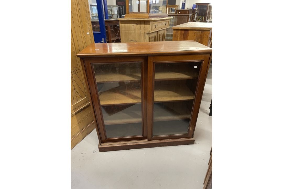 19th cent. Mahogany two door cabinet, moulded cornice above two glazed sliding doors with three - Image 1 of 2