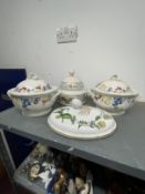 20th cent. Ceramics: Villeroy & Boch Melina lidded circular tureens 10ins x 2, basket lidded