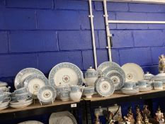 Wedgwood Florentine bone china W2714 dinner/tea/coffee service comprising dinner plates x 10,