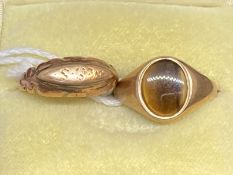 Hallmarked Jewellery: Two 9ct gold signet rings, one set with a tiger's eye stone, ring size M,