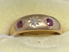 Hallmarked Jewellery: Ring 18ct gold tapering band set with two rubies, estimated weight of (2) 0.
