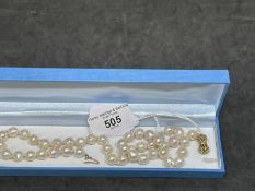 Jewellery: Baroque pearls (44) in 9ct hallmarked cage clasp. 18½ins.