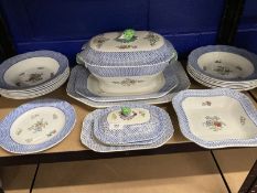 Early 20th cent. Ceramics: Copeland late Spode dinner ware floral decoration and inset panels