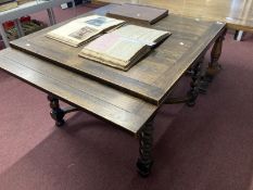 1930s oak extending dining table on barley twist supports. 72ins. x 41ins.