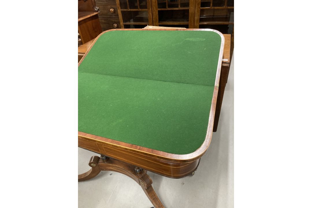 19th cent. Mahogany card table with boxwood inlay on four pillared supports with four splayed feet - Image 3 of 3