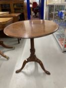 Late 18th cent. Mahogany dish top tripod table with bird cage above vase shaped column on cabriole