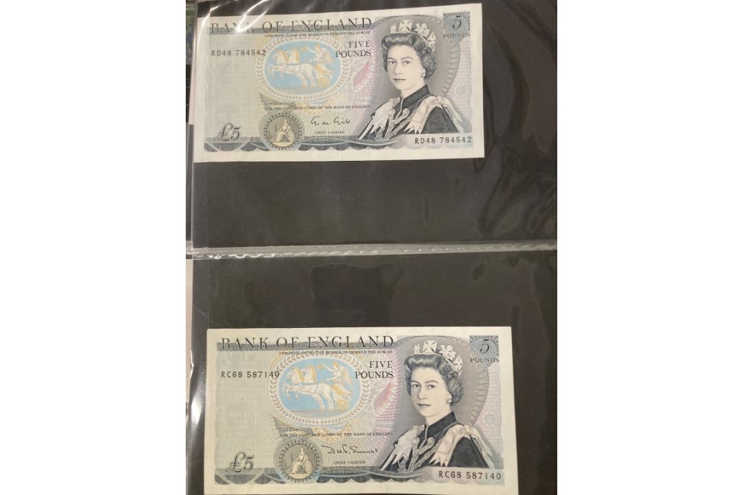 Numismatics: Banknotes GB £1 and £5 notes. Page and Somerset, Isaac Newton £1 notes (4). Lowther - Image 4 of 8