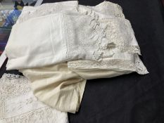 Ismay Collection: Early 20th cent. Linen: Lace tea tablecloths and tray cloths, white dinner