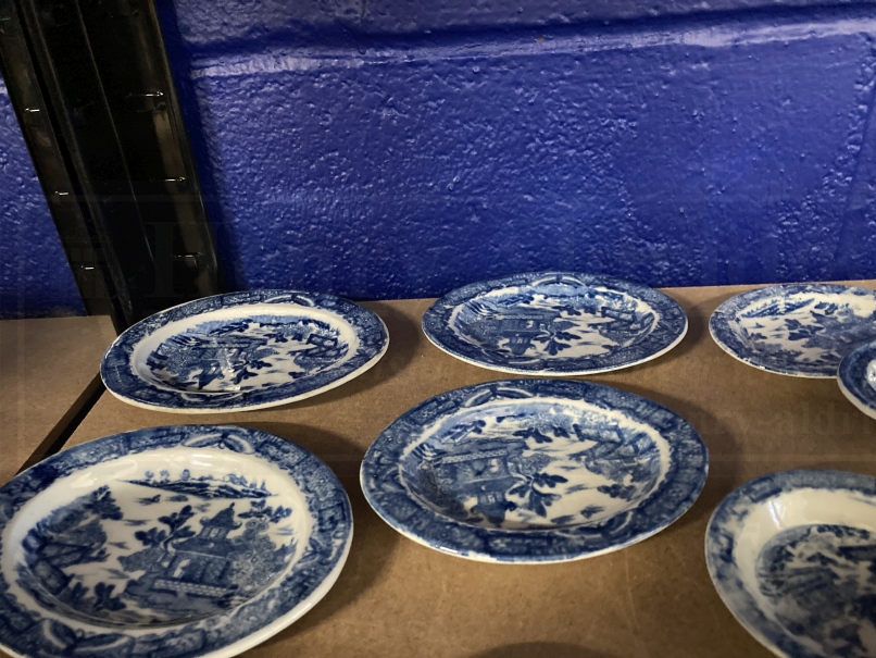 Ceramics: English c1840 blue and white pearlware Child's Play dinner service in period box, includes - Image 4 of 8