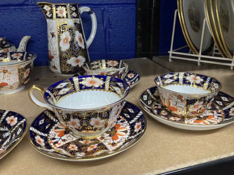 Royal Crown Derby tea ware Imari pattern 2451, fifty-five pieces to include tea set, coffee set side - Image 6 of 8