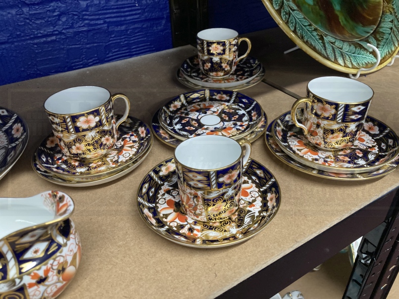 Royal Crown Derby tea ware Imari pattern 2451, fifty-five pieces to include tea set, coffee set side - Image 5 of 8
