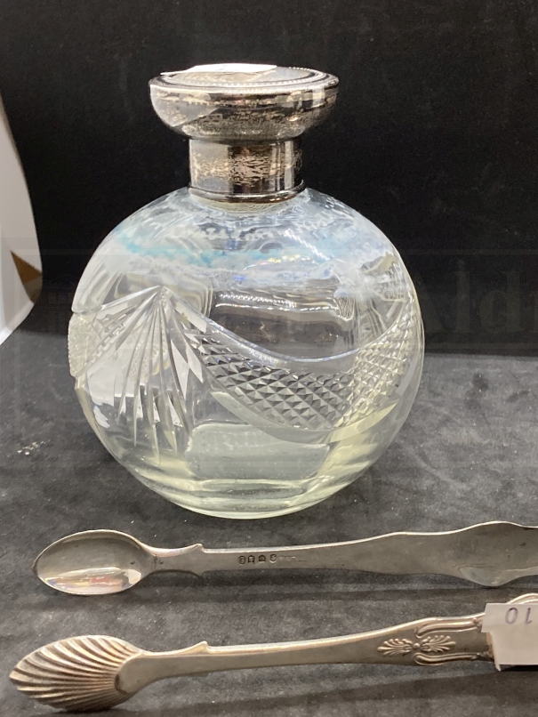 Hallmarked Silver: Two bud vases, sugar nips, decanter labels and perfume bottle, various hallmarks. - Image 2 of 3