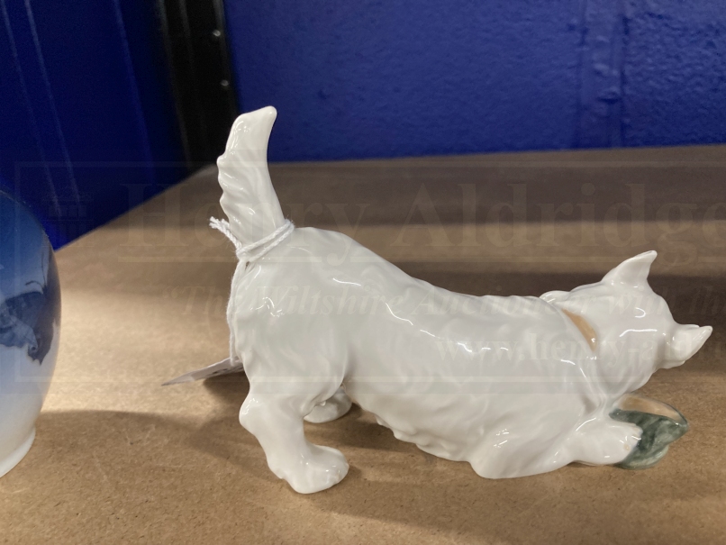 Royal Copenhagen: West Highland terrier playing with slipper No. 3476, plus small bulbous vase - Image 4 of 4