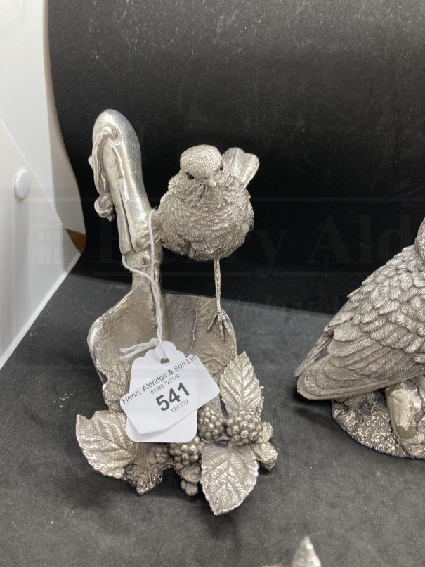 Collectables: Hallmarked silver 'Country Artists for the Discerning' an owl, robin, bird drinking - Image 2 of 3
