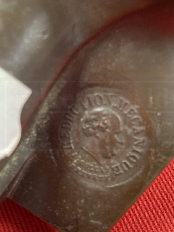 J. Clesinger Roma 1858: Bronze bust of Christ on a round base stamped F. Barbedienne Fondeur, - Image 3 of 3