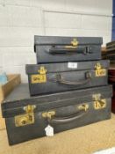 Luggage: Gentleman's travelling case set consisting of three cases, silk lined with gilt metal locks