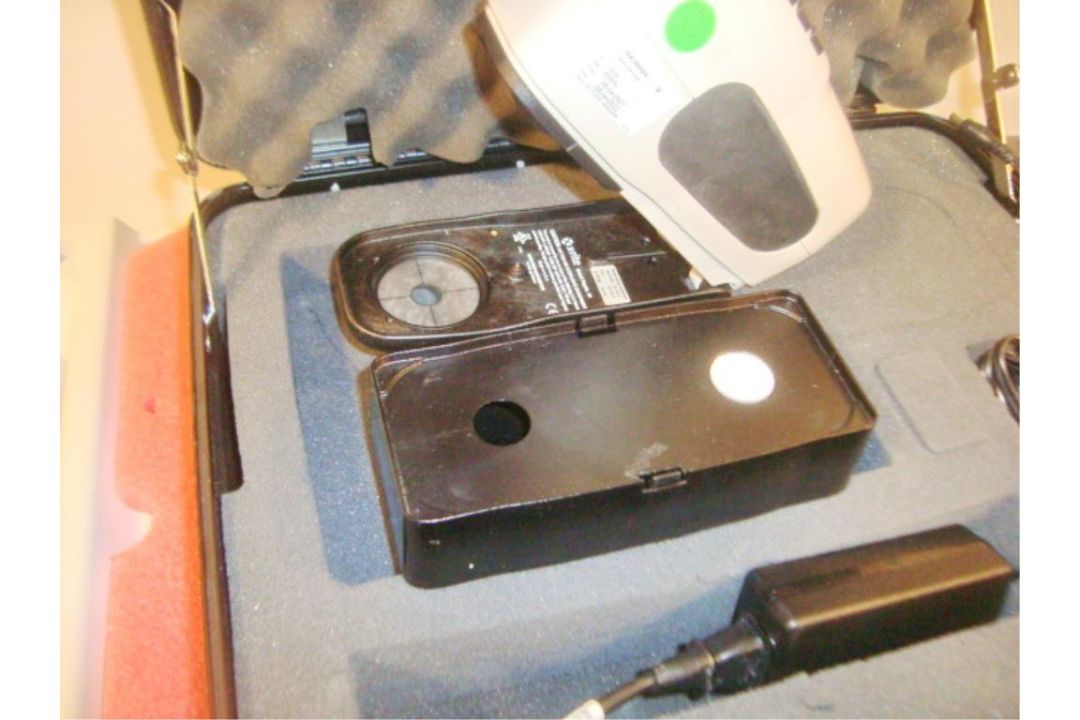 Portable Sphere Spectrophotometer - Image 7 of 11