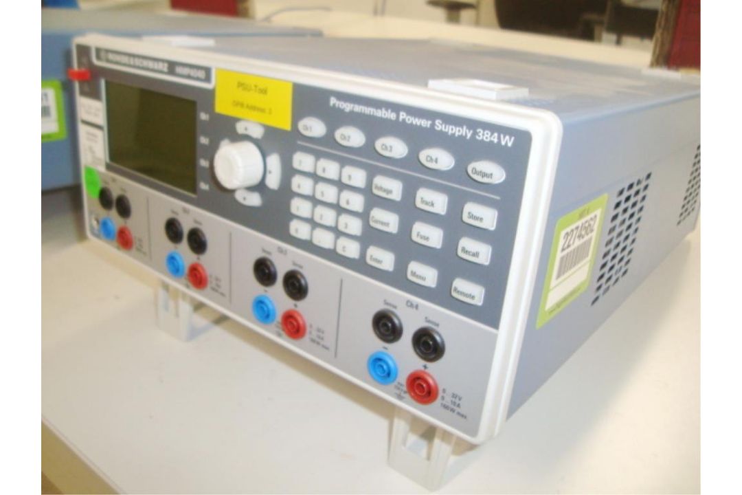 4-Channel Programmable Power Supply - Image 3 of 5
