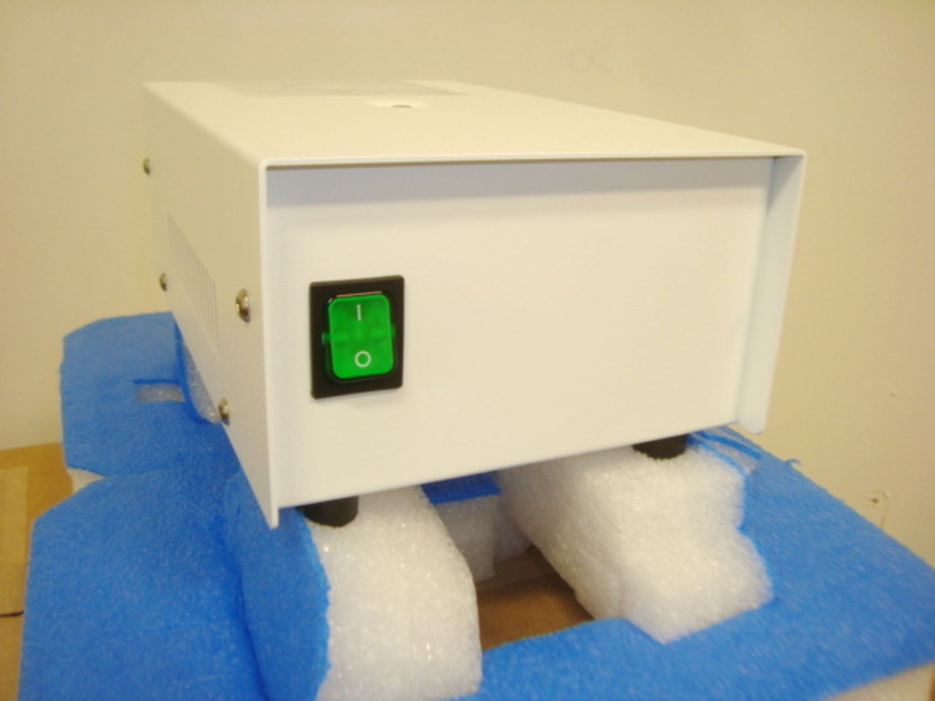 600 VA Medical Grade Isolation Transformer - Image 2 of 9