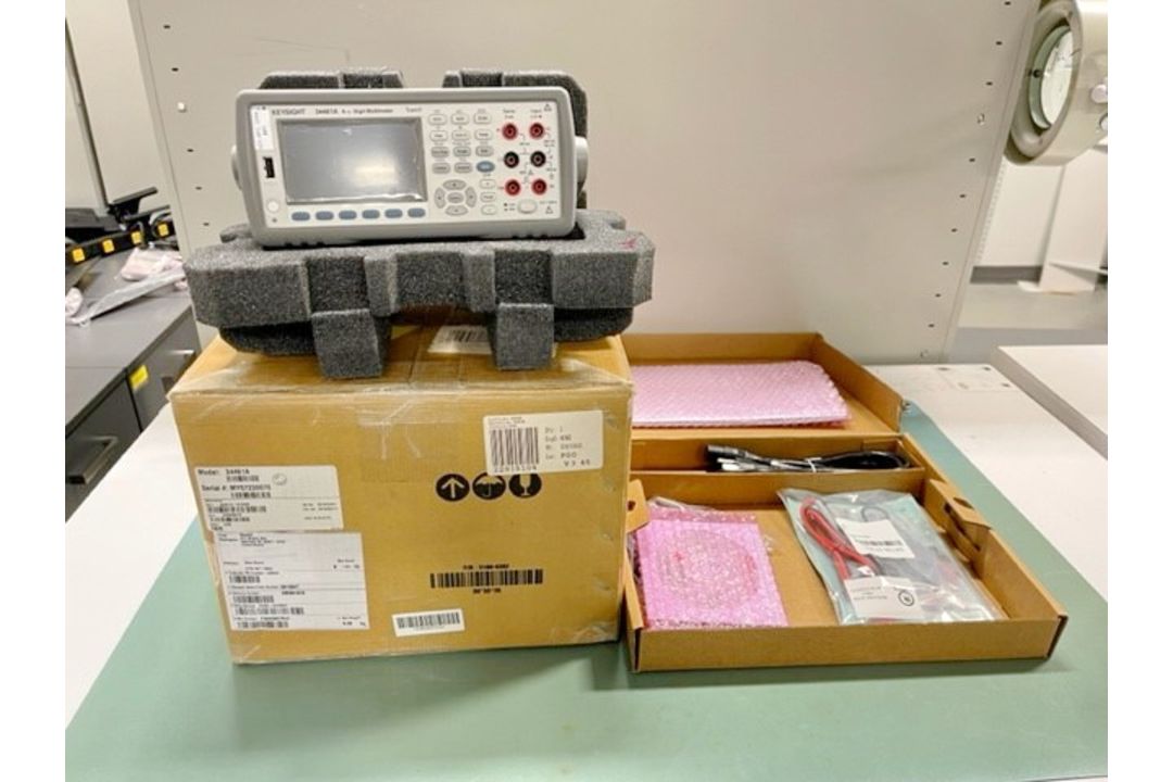True Volt Digital 6.5 Digit Multimeter - Image 1 of 5