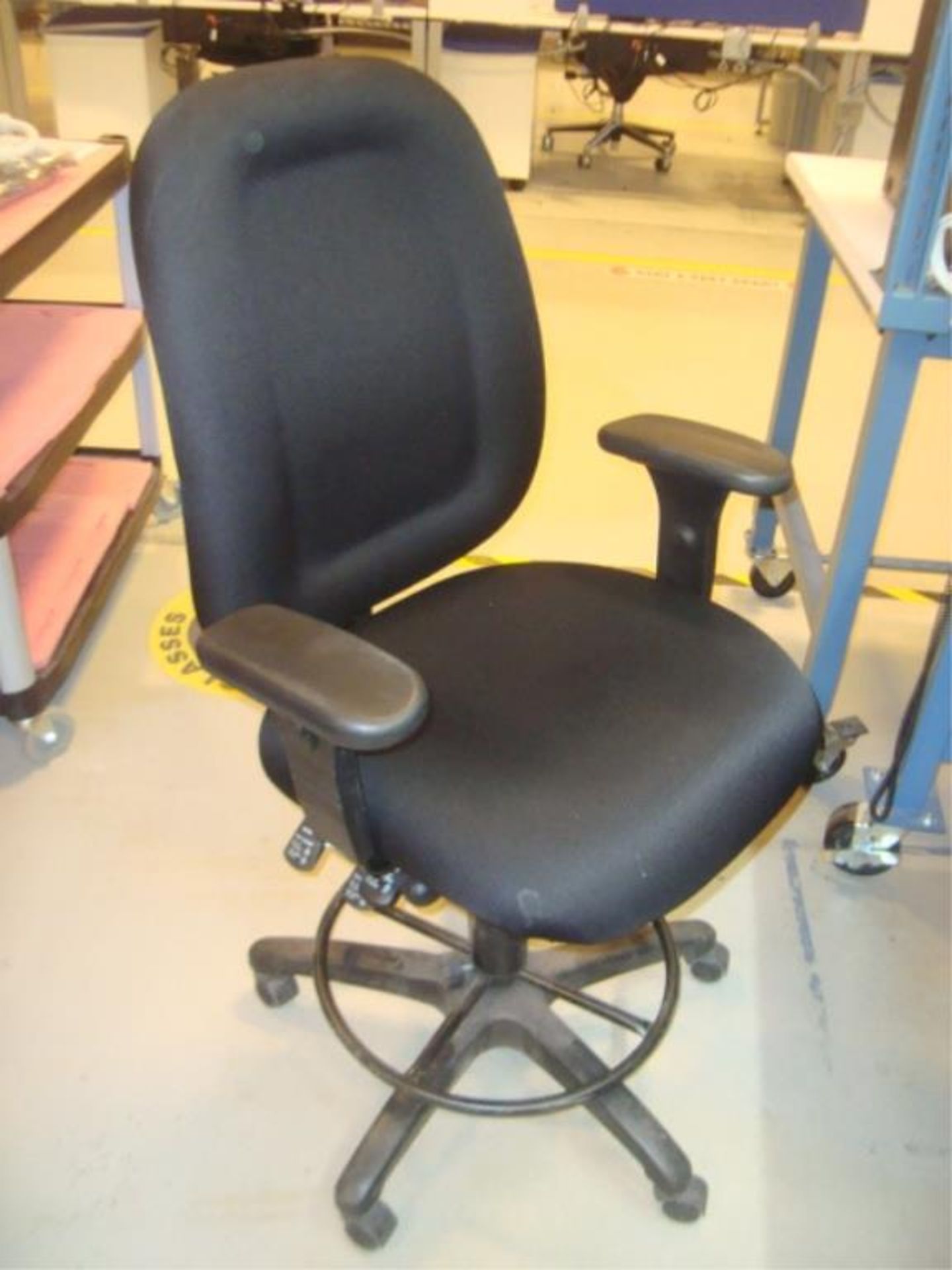 Mobile Workstation Benches & Chairs - Image 13 of 13