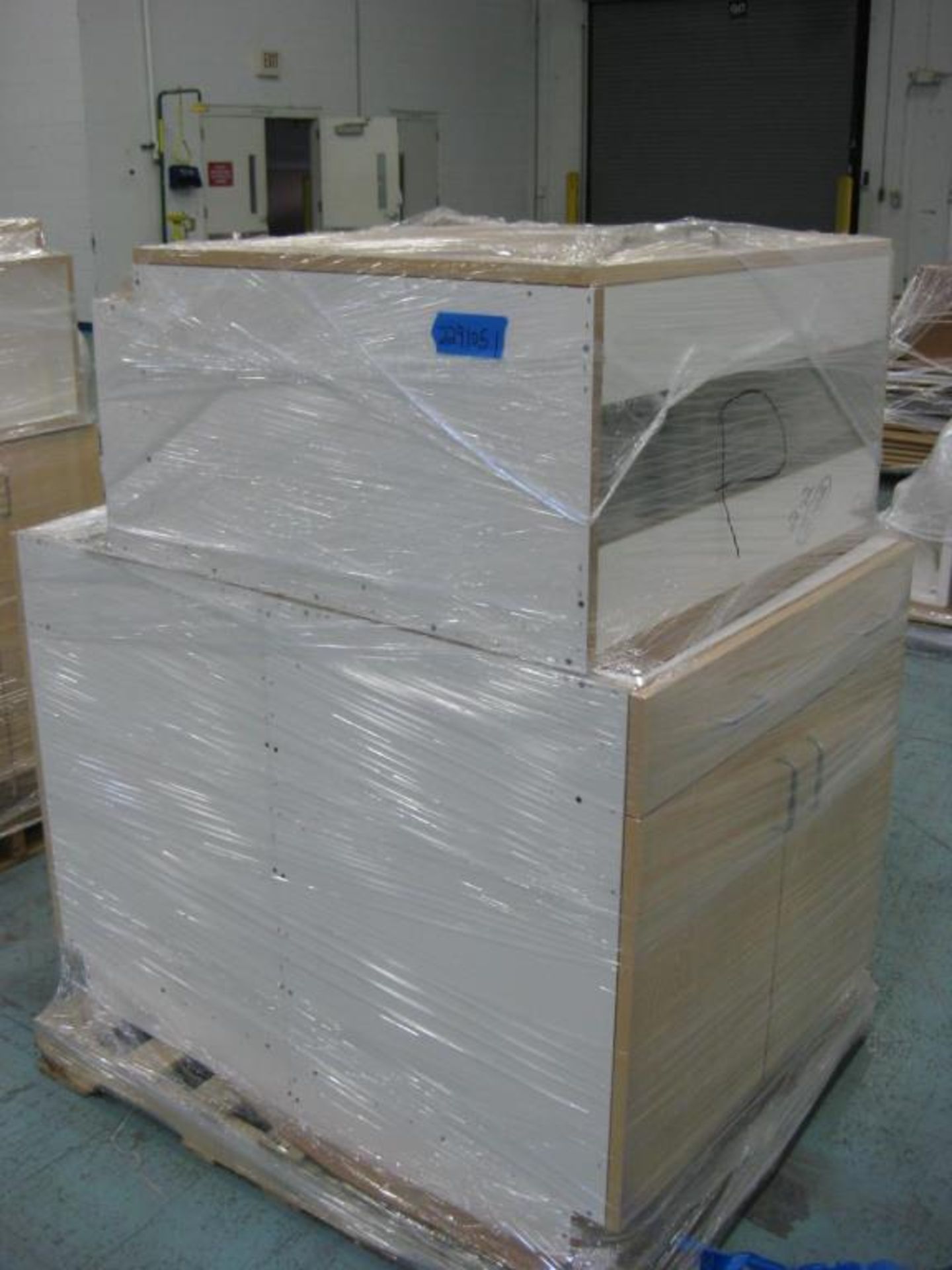 Cabinets - Image 9 of 20