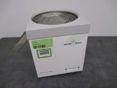 Mettler Toledo Vibratory Feeder