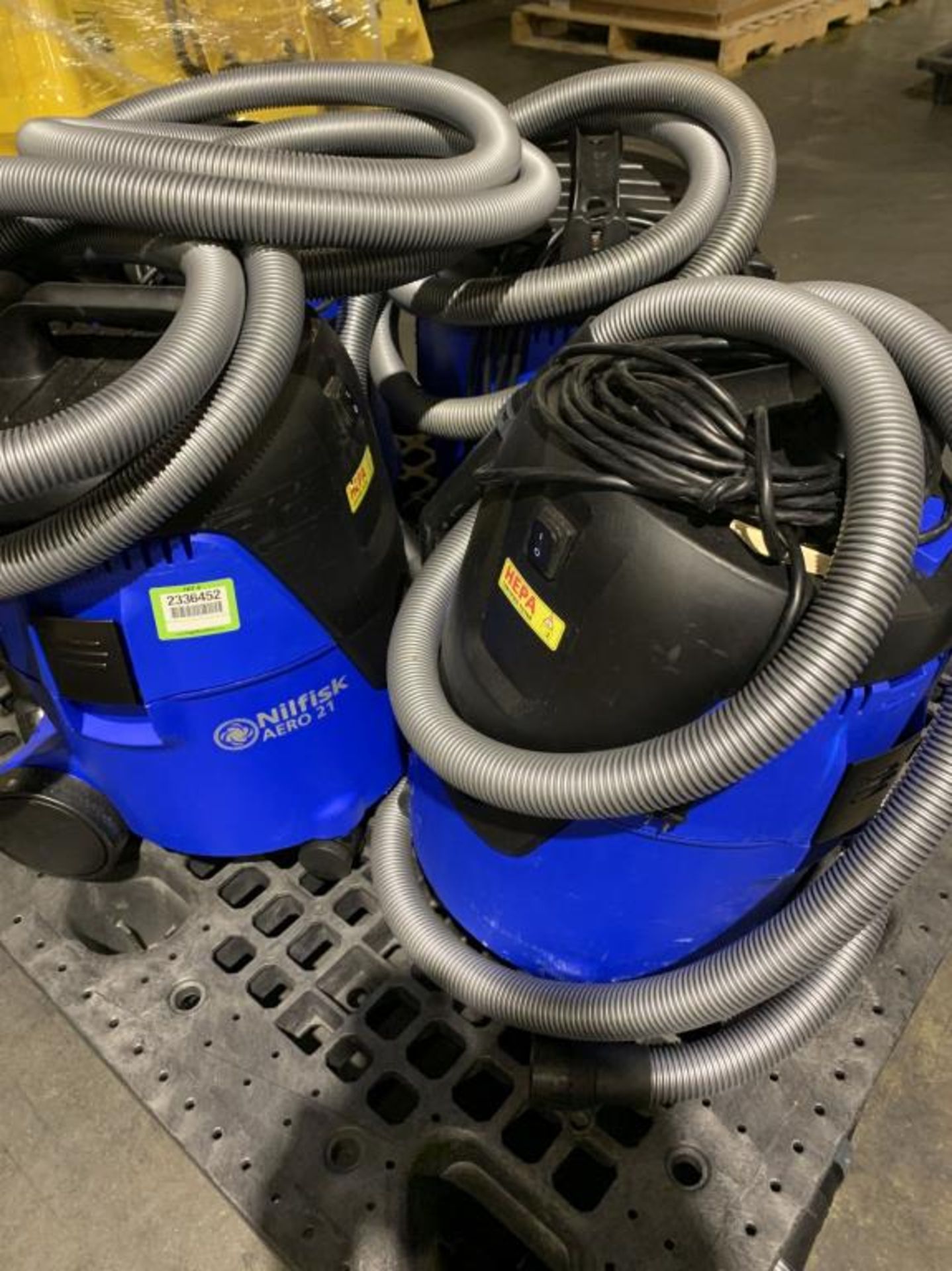 Hepa Vacuums - Image 13 of 16