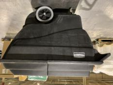 Rubbermaid Rolling Bin