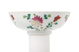A FAMILLE ROSE PORCELAIN BOWL