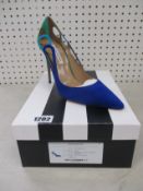 A pair of as new Aquazzura Fenix Pump 105 (EU 40).