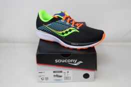 A pair of men's as new Saucony Guide 14 running shoes (UK 8.5).