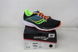 A pair of men's as new Saucony Guide 14 running shoes (UK 8).