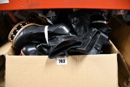 Eleven pairs of as new (Seconds) black leather/suede stud detail ankle Lungta de fancy heels (