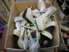 Ten pairs of as new (Seconds) gold/black glitter and metal spike Lungta de fancy heels (Various