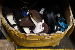 A quantity of assorted (Seconds) Lungta de fancy heels (Various sizes and styles).