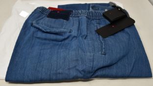 A pair of men's as new Kiton Napoli trousers with lace tie (TG 40 - RRP €483).