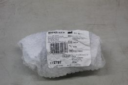 Nine as new Meditech Pin Index O2 regulator articulating yokes.