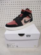 A pair of women's as new Nike Air Jordan 1 Mid (UK 6).