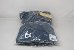 Six as new Kluttermusen Run Roadmap T-shirts in midnight blue (3 x S, 3 x L - RRP £40 each).