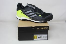 A pair of as new Adidas Terrex Skychaser 2 GTX (UK 9.5).