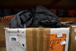 Two men's as new Mountain Warehouse Seasons padded jackets (XXL, XXXL - RRP £70 each).